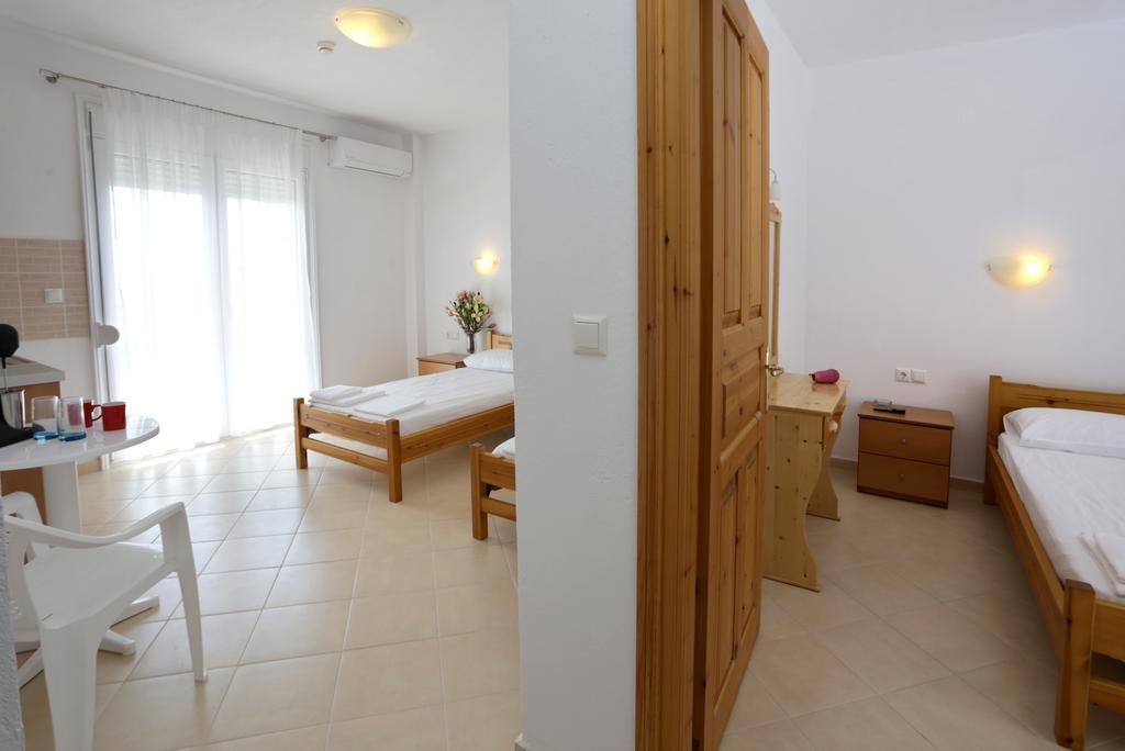 Studios Evrika Skála Marión Szoba fotó
