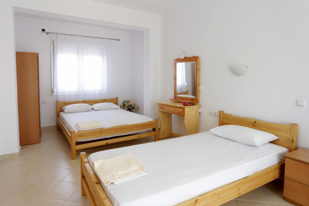 Studios Evrika Skála Marión Szoba fotó